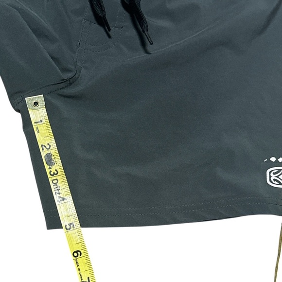 Maui Built Women’s Board Shorts - Picture 5 of 7